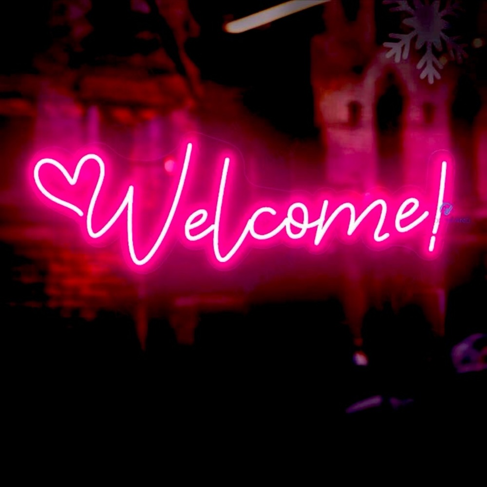 WELCOME to my closet! So grateful you are here 💖.